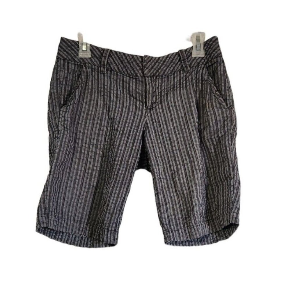 Spacegirlz Shorts 33 Waist, Pockets, Seersucker Sz M